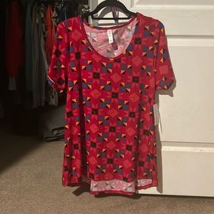 Lularoe t shirt. Super soft and comfy